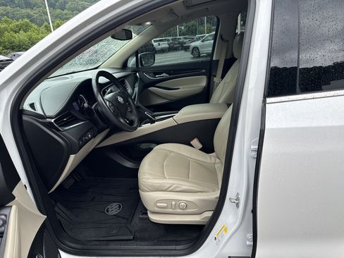 Used 2021 Buick Enclave Essence w/ Sport Touring Edition AWD/4WD image 17