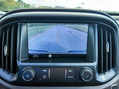 Used 2021 GMC Canyon AT4 w/ Trailering Package image 12