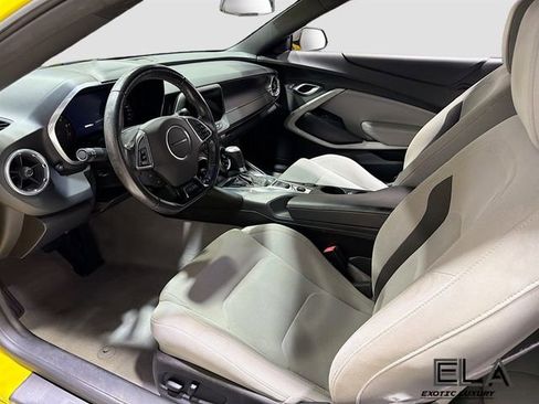 Used 2017 Chevrolet Camaro SS w/ LPO, Ground Effects Package RWD image 22