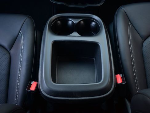 New 2026 Chrysler Pacifica Select image 35