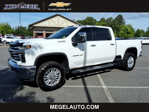 Certified 2021 Chevrolet Silverado 3500 High Country w/ Z71 Off-Road Package AWD/4WD image 1