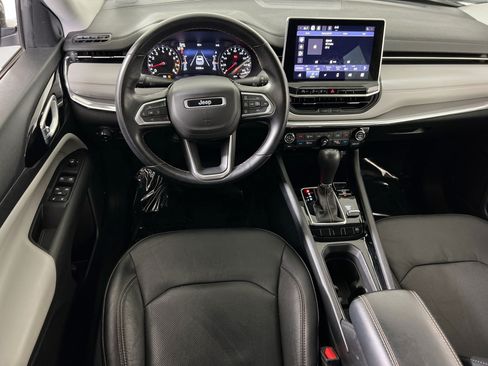 Used 2022 Jeep Compass Limited AWD/4WD image 21