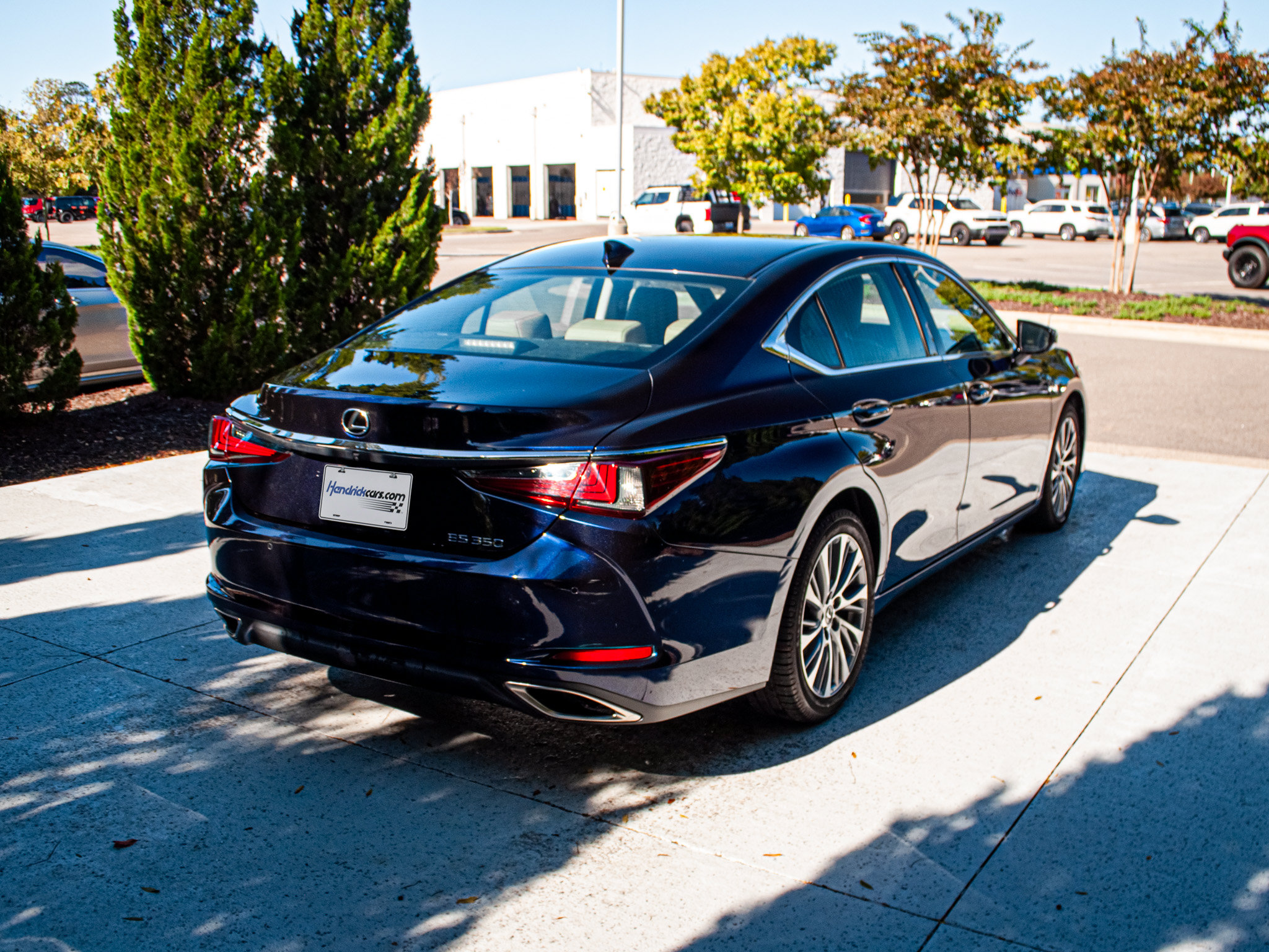 Used 2020 Lexus ES 350 w/ Premium Package FWD image 11