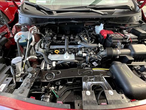 New 2025 Nissan Versa SV w/ Trunk Package image 16