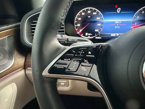 Used 2025 Mercedes-Benz GLE 450 4MATIC image 28
