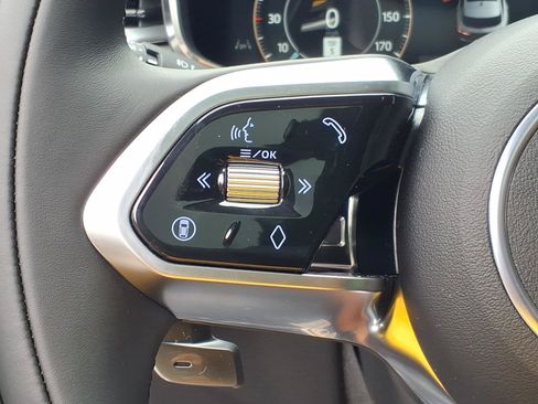 New 2026 Jaguar F-PACE R-Dynamic S AWD/4WD image 16