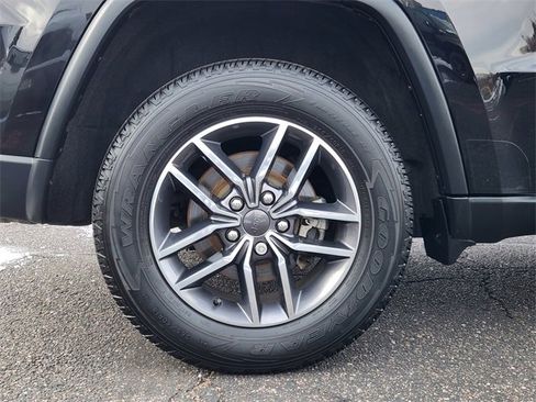 Used 2020 Jeep Grand Cherokee Limited w/ Luxury Group II image 15