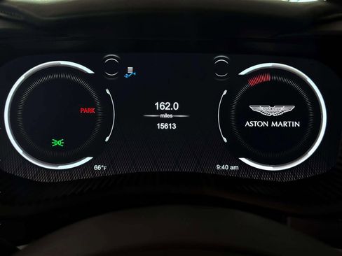 Used 2024 Aston Martin DBX 707 image 32