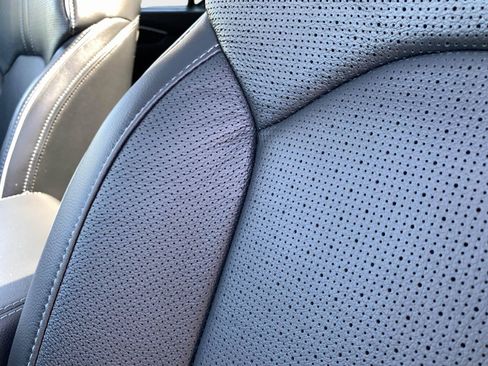 Certified 2023 Honda Pilot Elite image 36