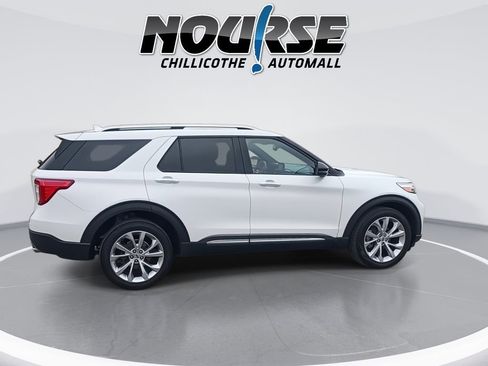 Used 2023 Ford Explorer Platinum w/ Technology Package image 9