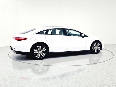 Used 2022 Mercedes-Benz EQS 450+ Sedan image 14