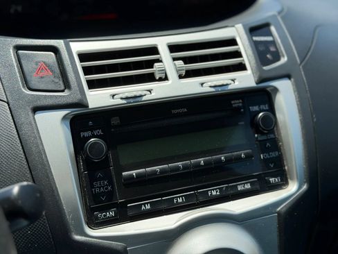 Used 2008 Toyota Yaris S FWD image 22