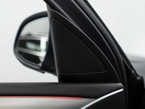 Used 2025 BMW X4 xDrive30i w/ Premium Package image 49