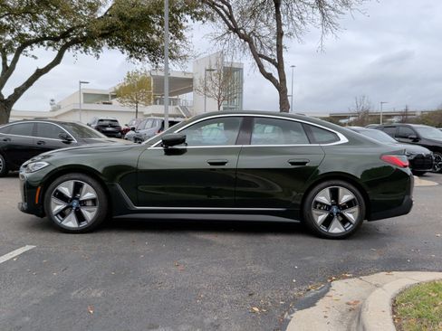 Certified 2023 BMW i4 eDrive35 w/ Premium Package image 10