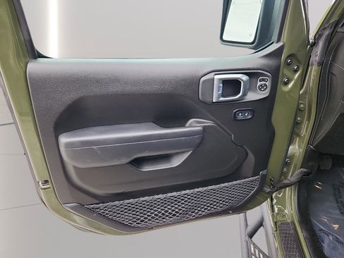 Used 2024 Jeep Wrangler Sport AWD/4WD image 10