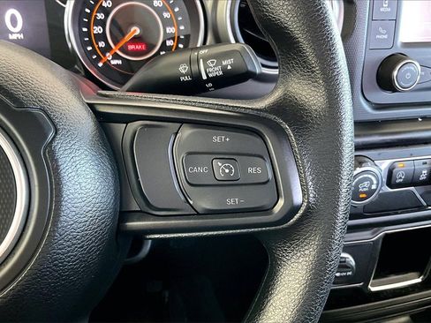 Used 2022 Jeep Wrangler Sport image 12