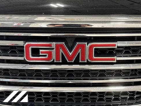 Used 2019 GMC Acadia SLT AWD/4WD image 37