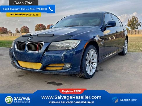 Used 2011 BMW 328i xDrive Sedan image 3