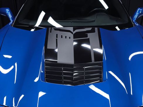 Used 2016 Chevrolet Corvette Stingray Coupe w/ Carbon Flash Badge Package image 45