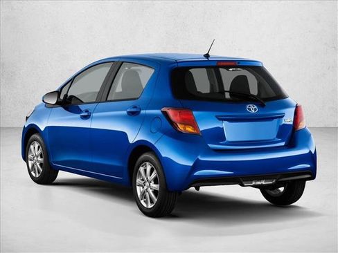 Used 2017 Toyota Yaris LE image 9