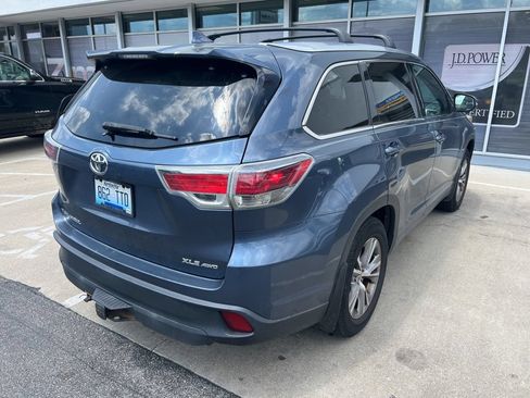 Used 2015 Toyota Highlander XLE AWD/4WD image 5