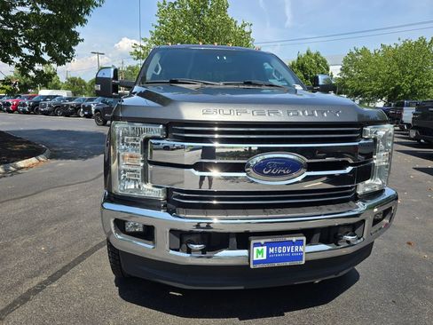 Used 2017 Ford F250 Lariat w/ Chrome Package AWD/4WD image 9