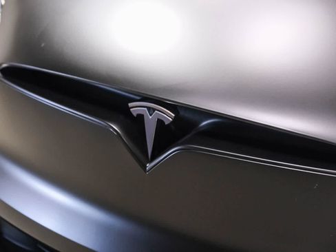 Used 2024 Tesla Model X Plaid AWD/4WD image 13
