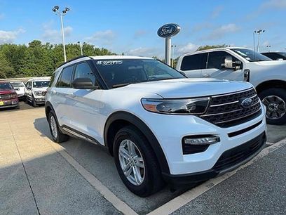 Used 2024 Ford Explorer XLT w/ Equipment Group 202A