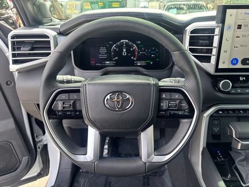 Used 2025 Toyota Tundra Platinum AWD/4WD image 16