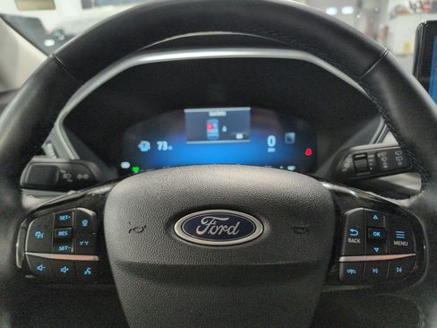 Used 2025 Ford Escape Platinum image 20