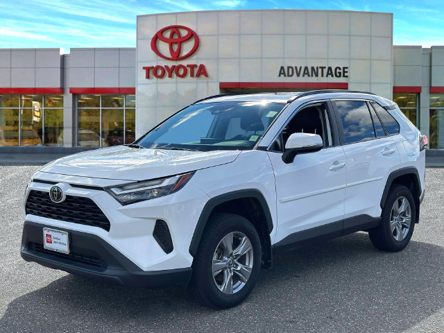 Certified 2024 Toyota RAV4 XLE w/ Convenience Package AWD/4WD image 4