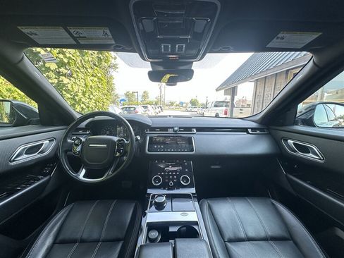 Used 2018 Land Rover Range Rover Velar S AWD/4WD image 13