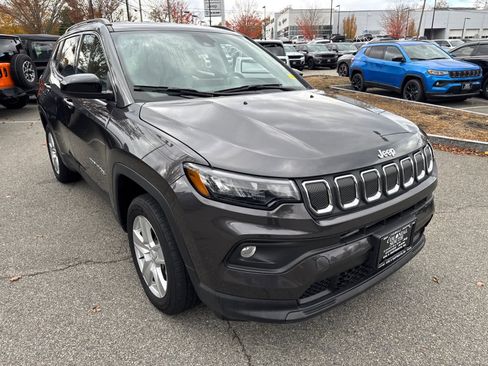 Used 2022 Jeep Compass Latitude w/ Convenience Group image 8