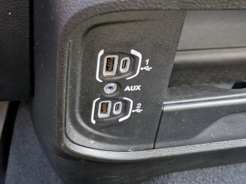 Used 2024 RAM 2500 Big Horn w/ Bed Utility Group image 28