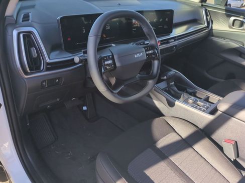 New 2026 Kia Sorento S image 10