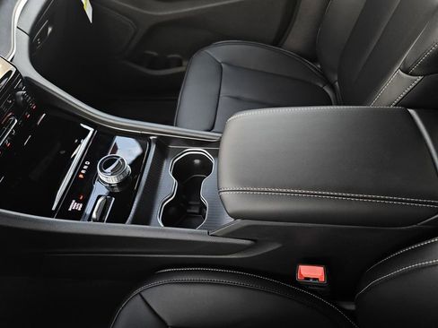 New 2025 Jeep Grand Cherokee L Limited image 25