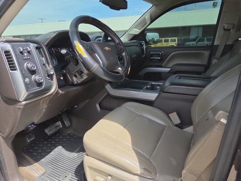 Used 2016 Chevrolet Silverado 1500 LTZ Z71 AWD/4WD image 12