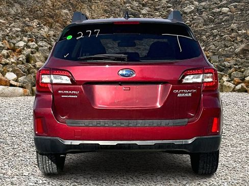 Used 2016 Subaru Outback 2.5i Limited image 4