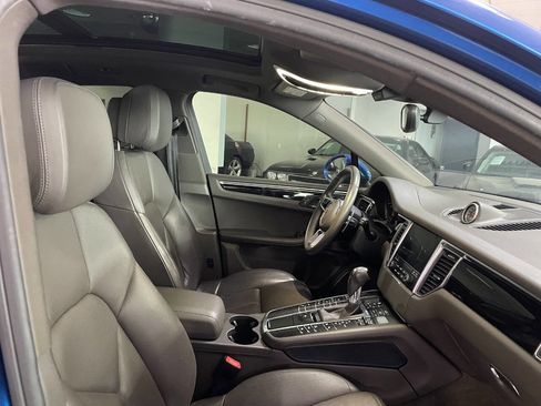 Used 2017 Porsche Macan image 31