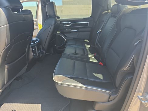Used 2024 RAM 1500 Laramie AWD/4WD image 17