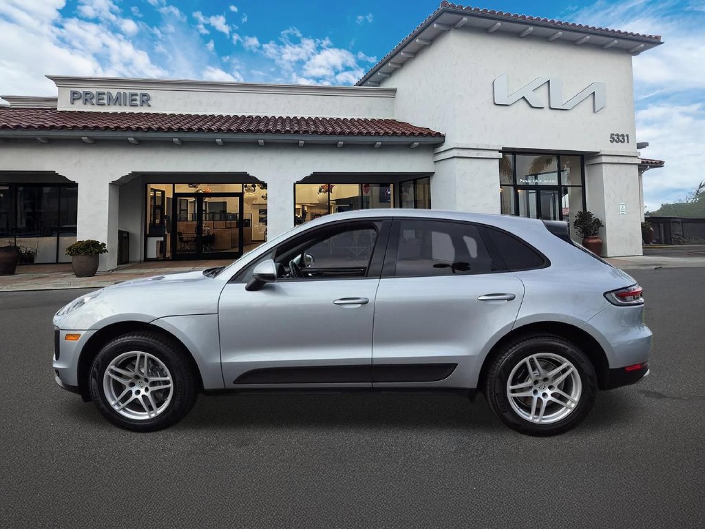 Used 2021 Porsche Macan AWD/4WD image 5