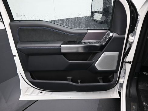 New 2026 Ford F250 Platinum AWD/4WD image 6