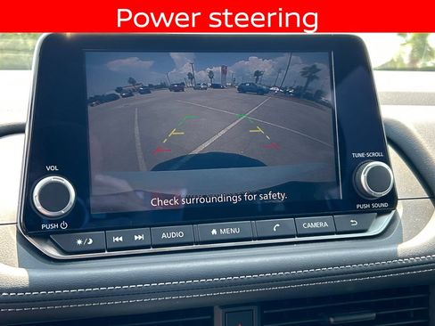 Used 2026 Nissan Rogue S FWD image 18