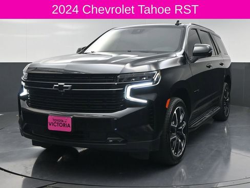 Used 2024 Chevrolet Tahoe RST w/ Luxury Package image 2