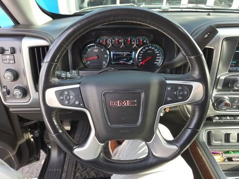 Used 2018 GMC Sierra 1500 SLT w/ SLT Premium Package image 12