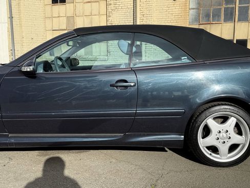Used 2000 Mercedes-Benz CLK 430 Cabriolet image 19