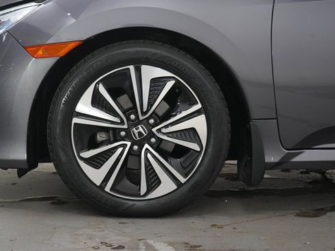 Used 2016 Honda Civic EX-T image 26