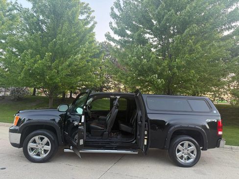 Used 2013 GMC Sierra 1500 SLT AWD/4WD image 7