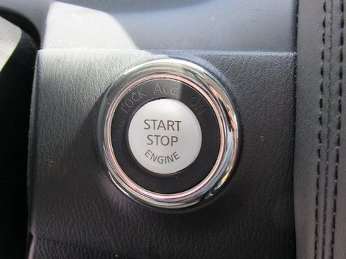 Used 2022 Nissan Armada SL image 18