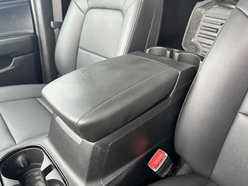 Certified 2025 Chevrolet Colorado Trail Boss AWD/4WD image 26